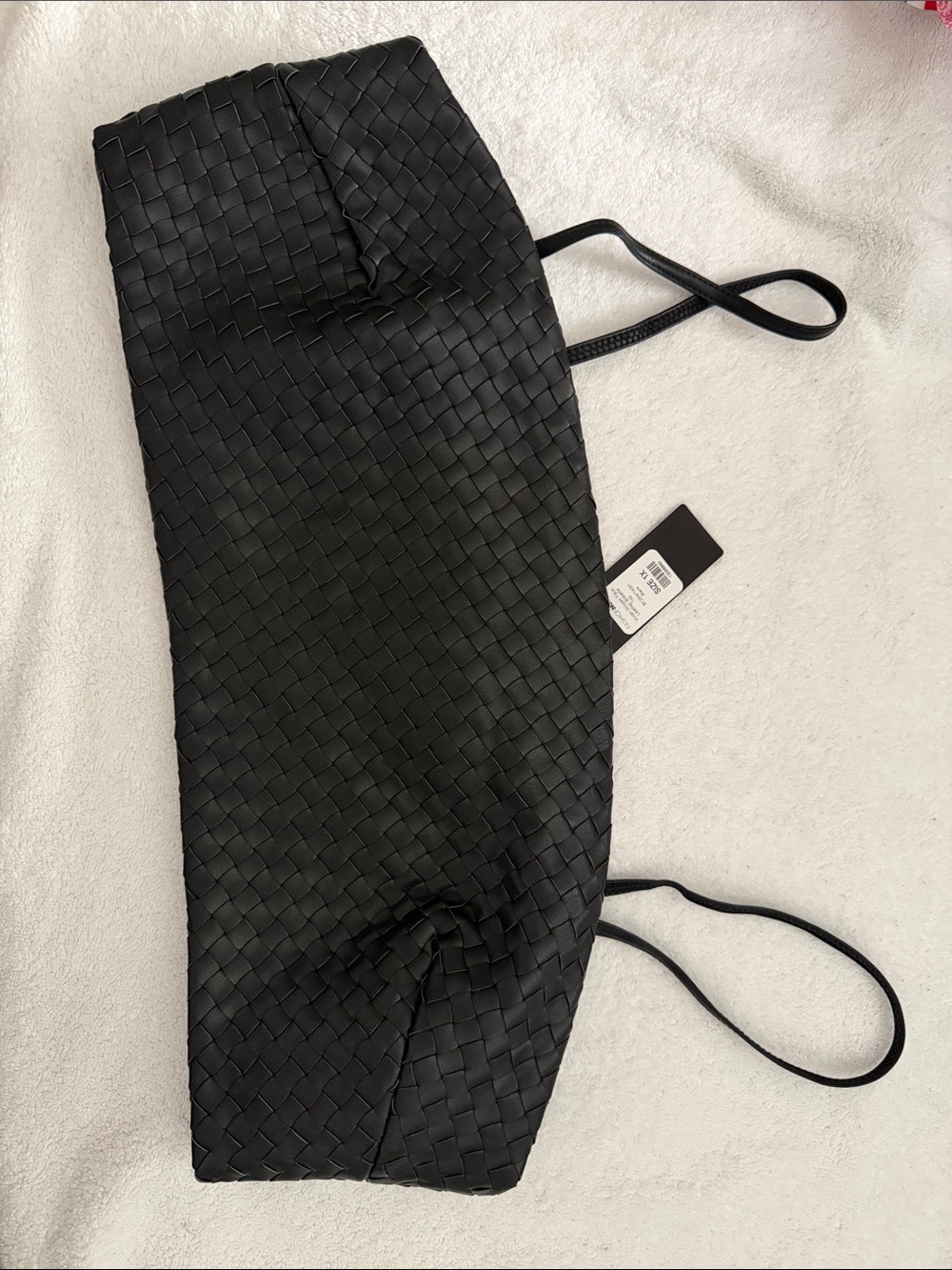 Fashion Nova Black Woven Strapless Crop Top
